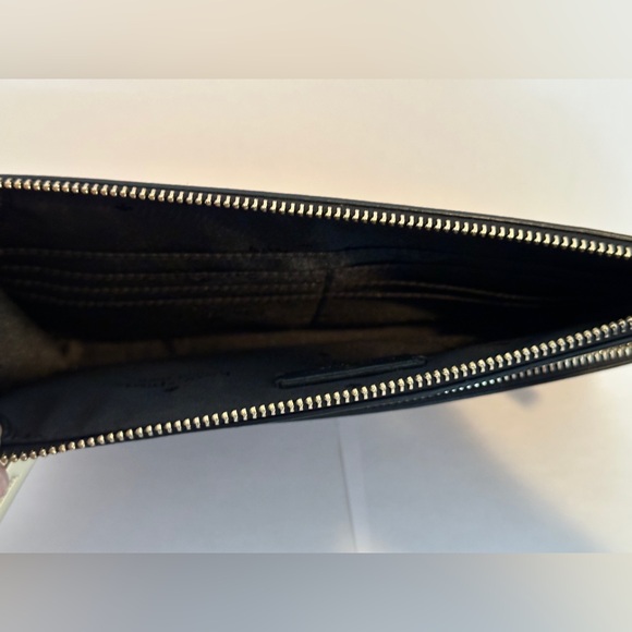 Kate Spade Wristlet - Picture 8 of 11